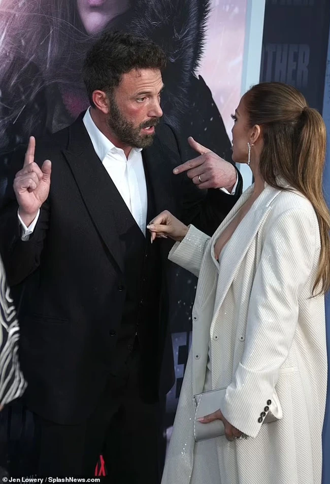 Jennifer Lopez và Ben Affleck gặp luật sư để giải quyết vụ ly hôn "khó nhằn" - Ảnh 6.